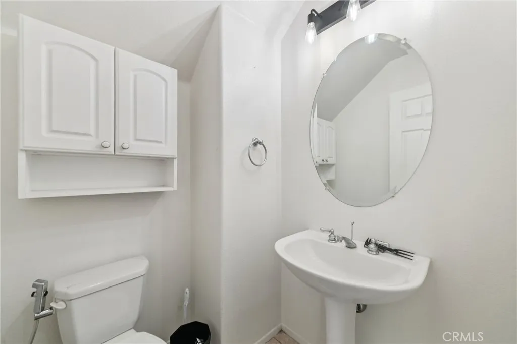 Orange, California 92869, United States, 3 Bedrooms Bedrooms, ,3 BathroomsBathrooms,Residential,Active,188507