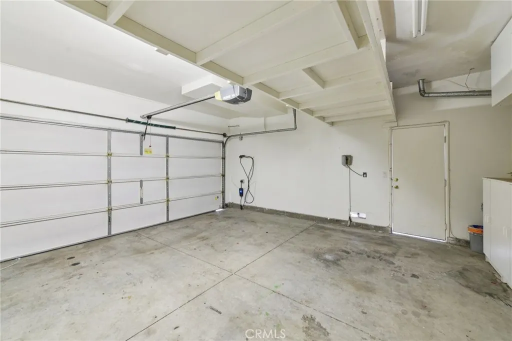 Orange, California 92869, United States, 3 Bedrooms Bedrooms, ,3 BathroomsBathrooms,Residential,Active,188507