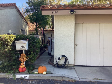 Photo of 2142 Wetstone DR, Thousand Oaks, CA 91362 (MLS # PW26221235)