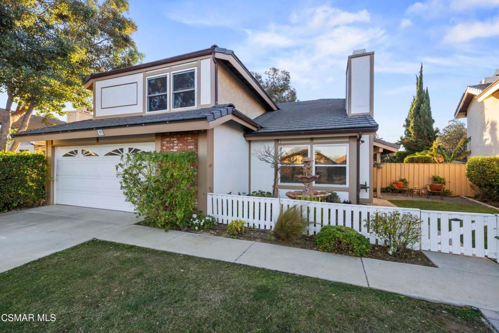 Photo of 35 Ilex Drive, Newbury Park, CA 91320 (MLS # 226000604)