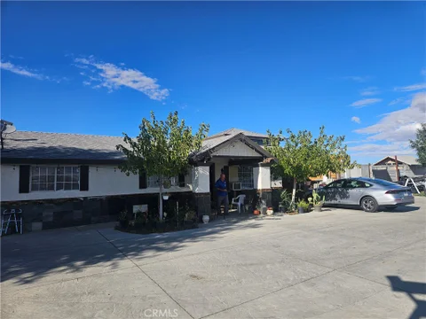 MLS: SR26205014