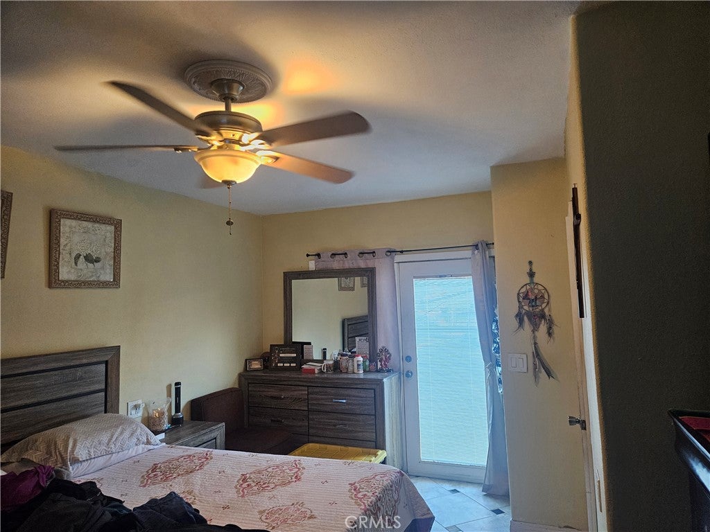 11313 E Avenue R8