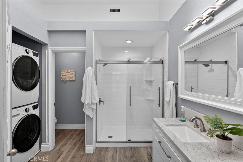 25081 Leucadia St. F