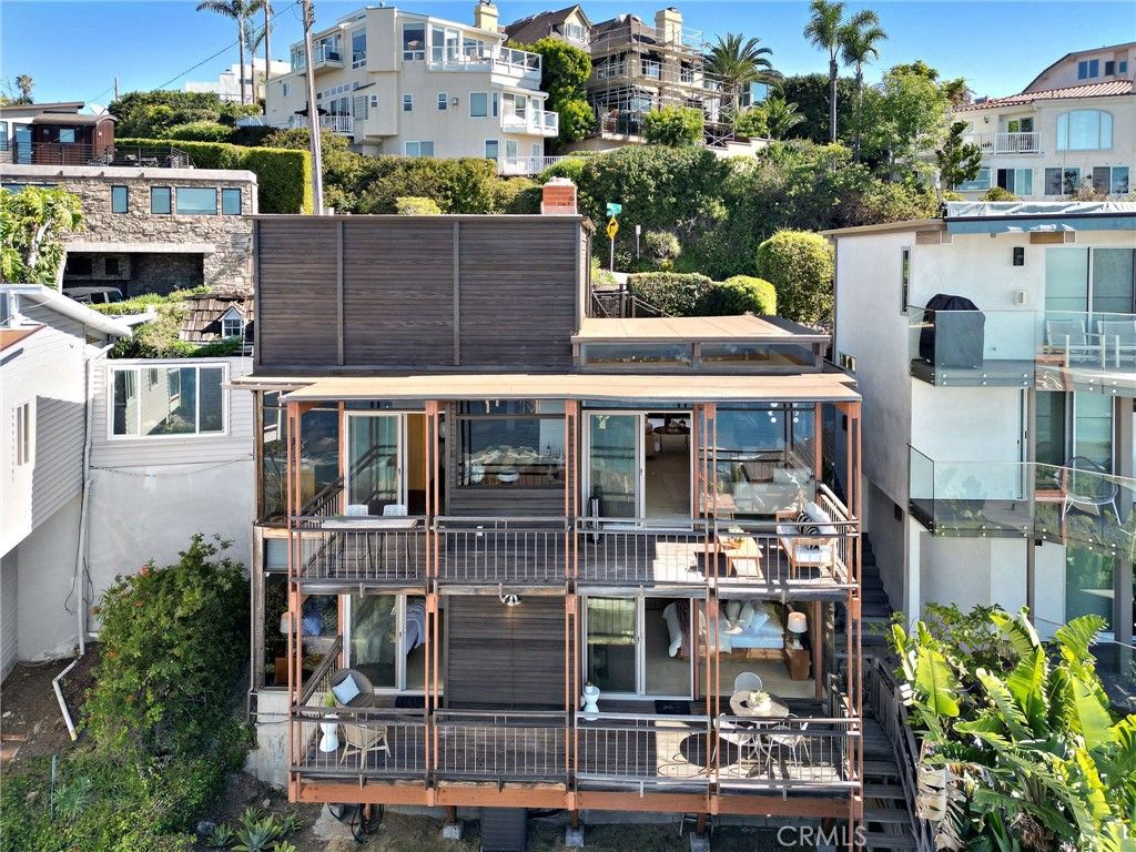 Photo of 2581 Iris Way, Laguna Beach, CA 92651 (MLS # LG26056710)