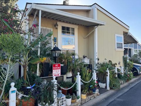 Photo of 25 Katy Lane, San Fernando, CA 91345 (MLS # 226001037)