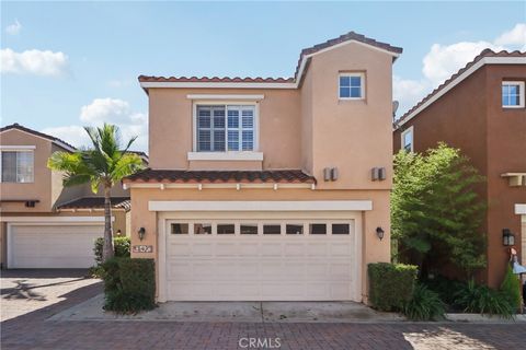 Photo of 4 Las Flores, Aliso Viejo, CA 92656 (MLS # OC25224508)