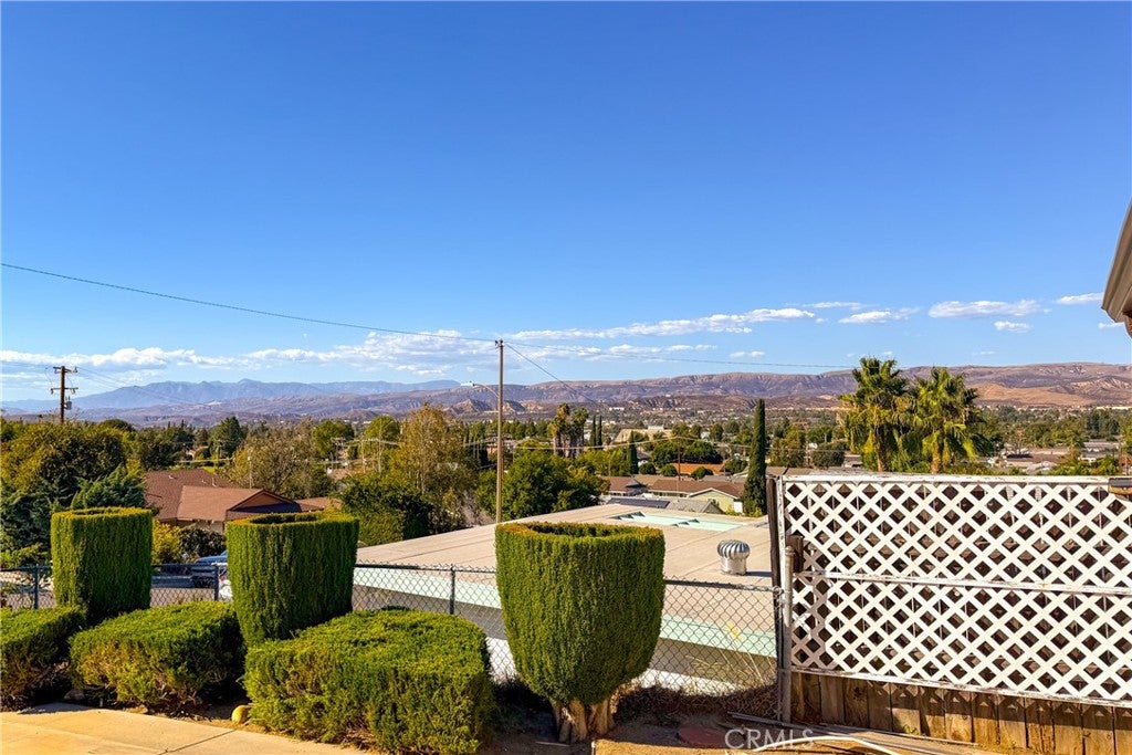 856 Moffatt Circle