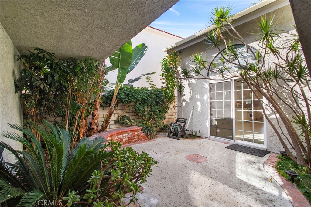 Downtown Area (DOWN) - Residential Lease