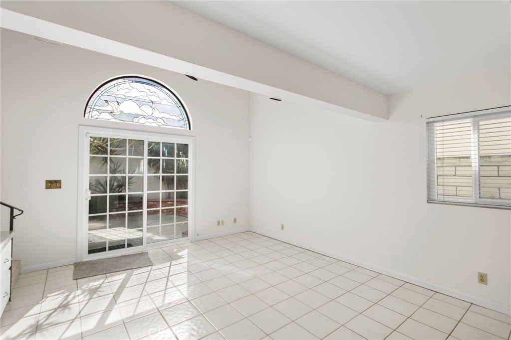 Downtown Area (DOWN) - Residential Lease