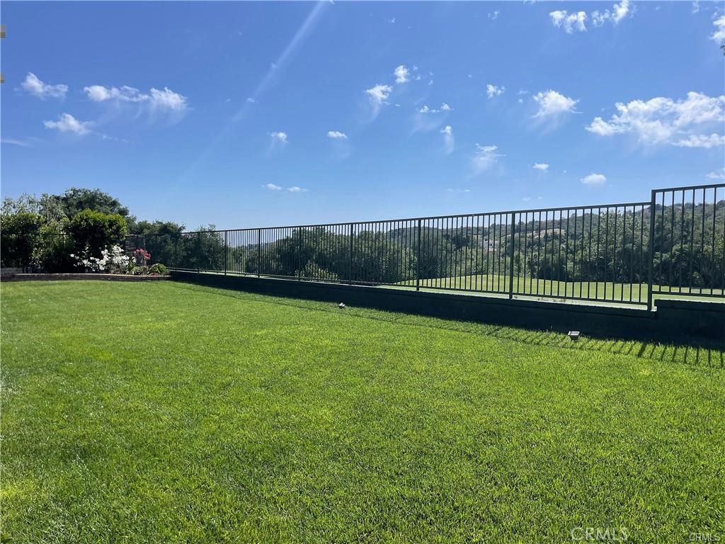 Photo of 15 Canada Oaks, Coto de Caza, CA 92679 (MLS # OC25240874)
