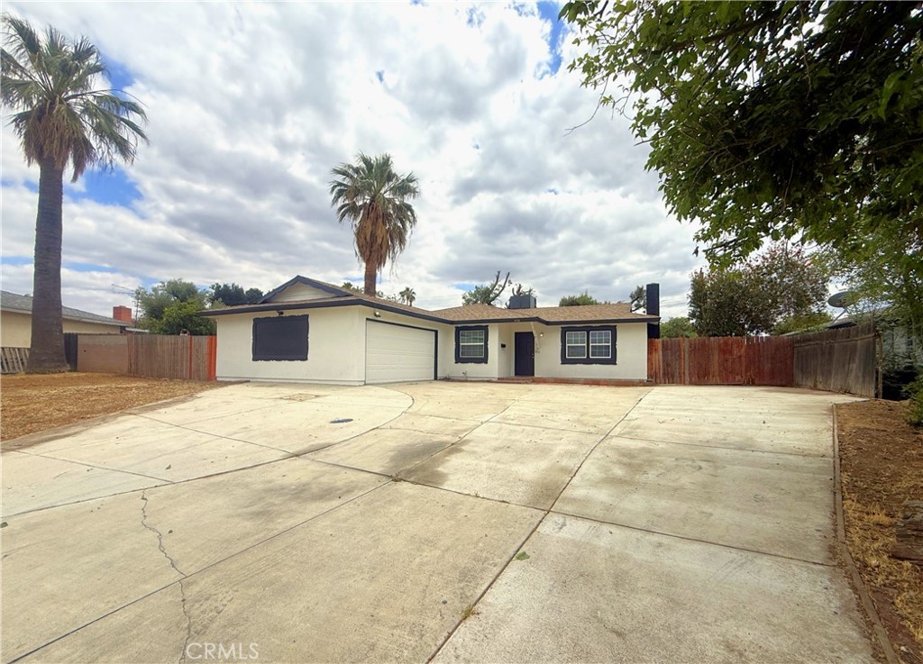 490 Avignon Court