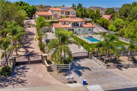 Photo of 343 Bell Canyon RD, Bell Canyon, CA 91307 (MLS # SR26190421)