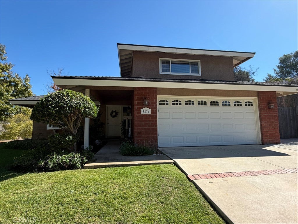 3876 Crownhaven Court
