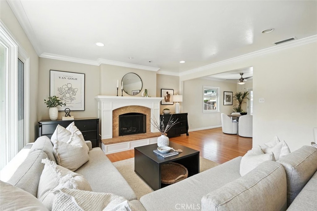 535 Panama Avenue
