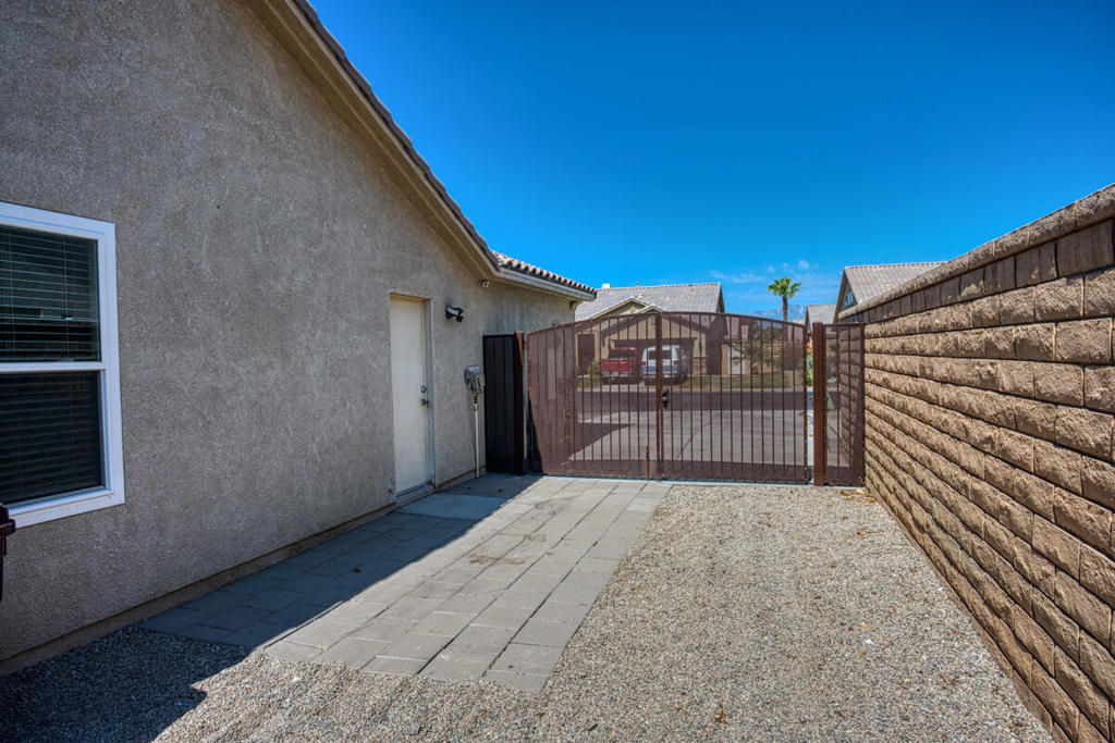 Foxstone - Residential