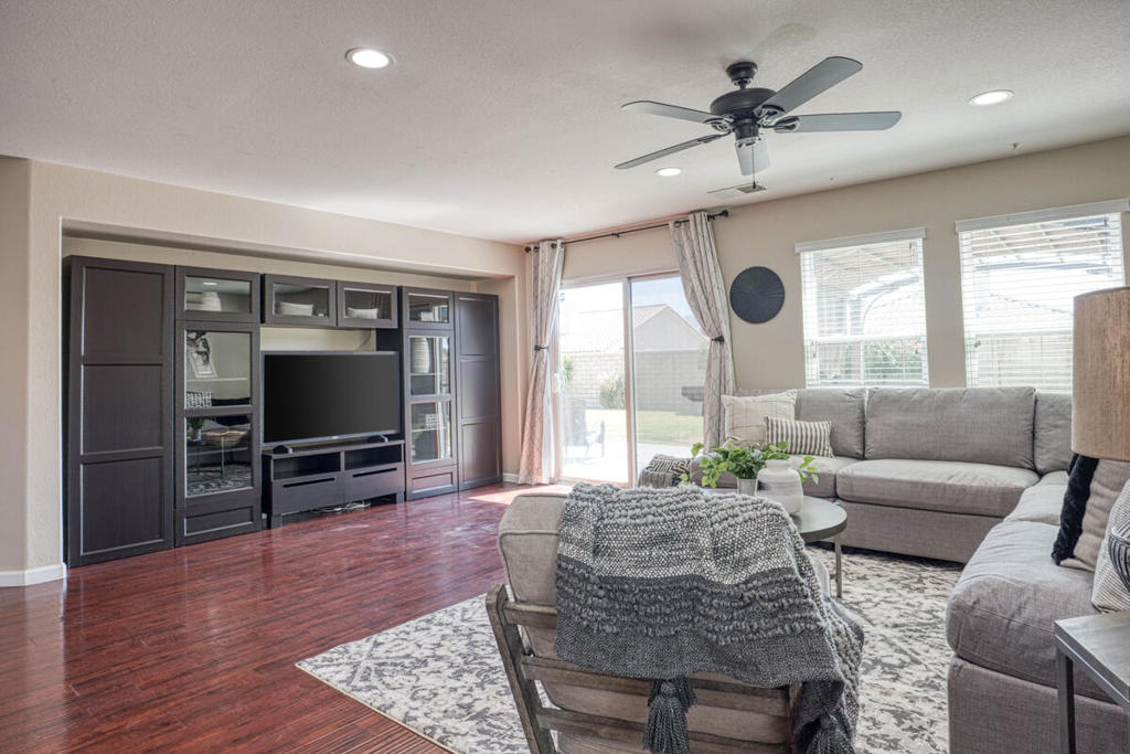 Foxstone - Residential