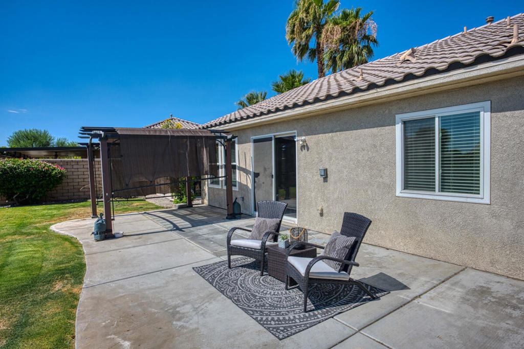 Foxstone - Residential