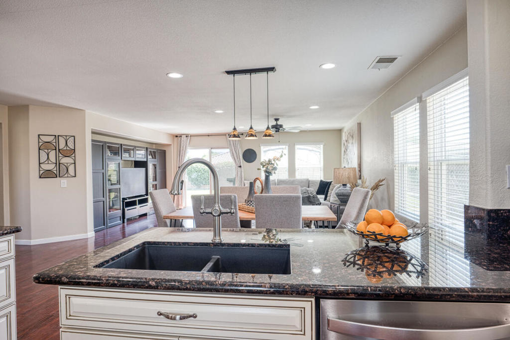 Foxstone - Residential