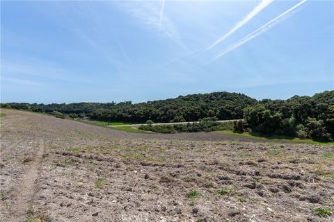 Tiny photo for 2925 Oakdale Road, Paso Robles, CA 93446 (MLS # NS25079946)
