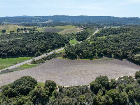 Tiny photo for 2925 Oakdale Road, Paso Robles, CA 93446 (MLS # NS25079946)