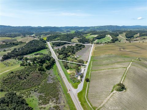 Tiny photo for 2925 Oakdale Road, Paso Robles, CA 93446 (MLS # NS25079946)