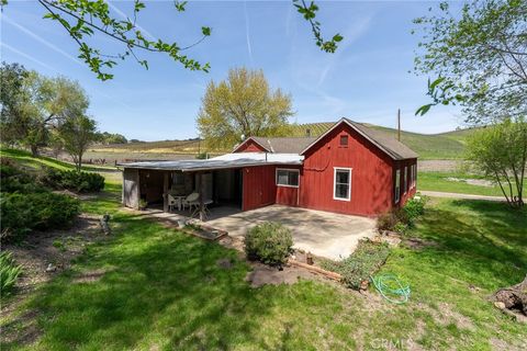 Tiny photo for 2925 Oakdale Road, Paso Robles, CA 93446 (MLS # NS25079946)