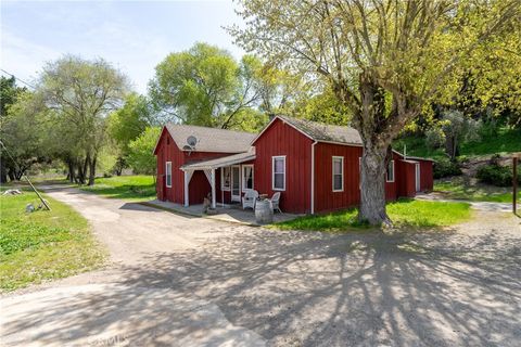 Tiny photo for 2925 Oakdale Road, Paso Robles, CA 93446 (MLS # NS25079946)