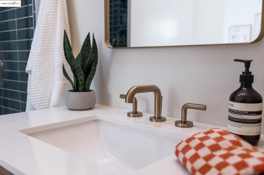 Longefellow - Residential