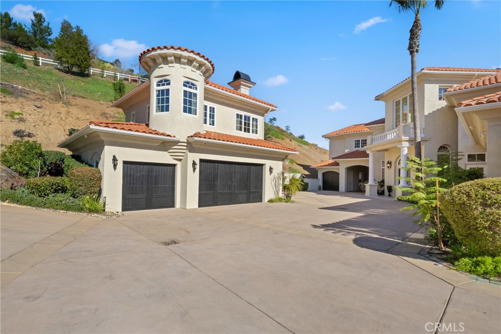 44930 Via Renaissance