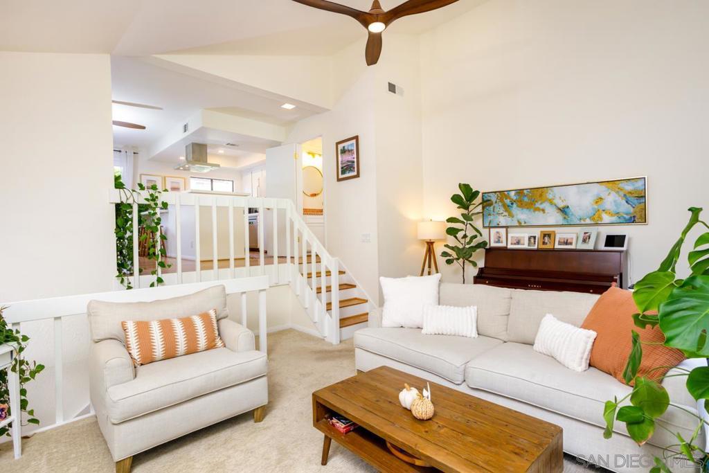 La Costa - Residential