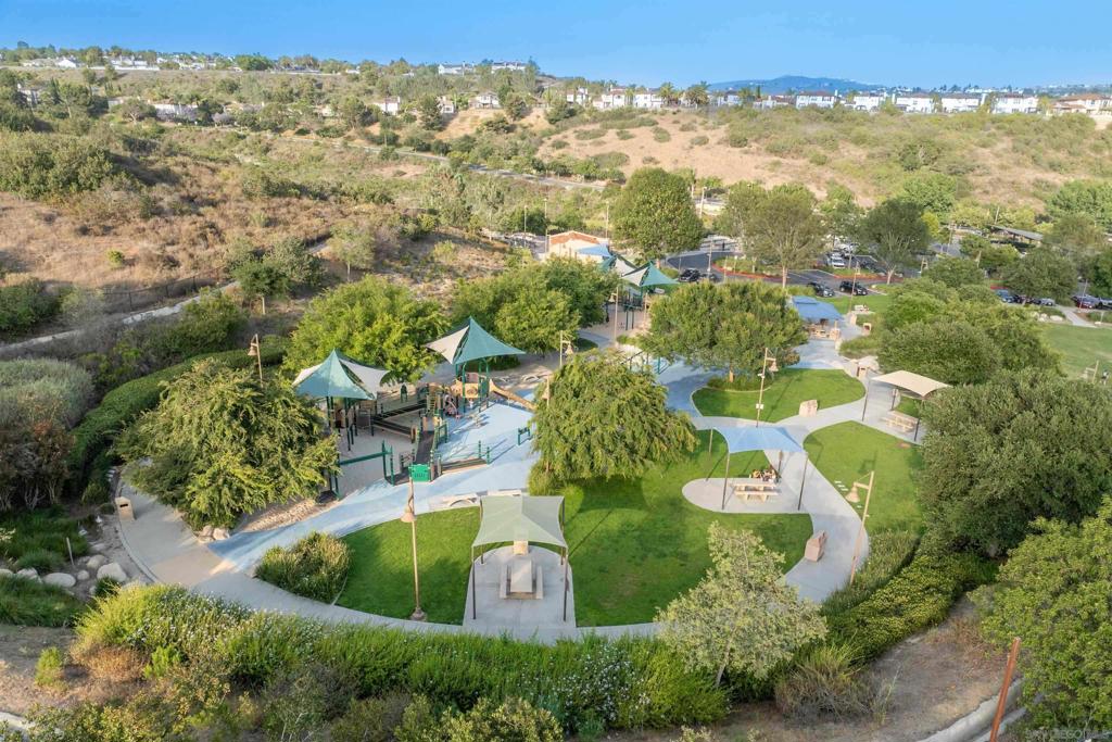La Costa - Residential
