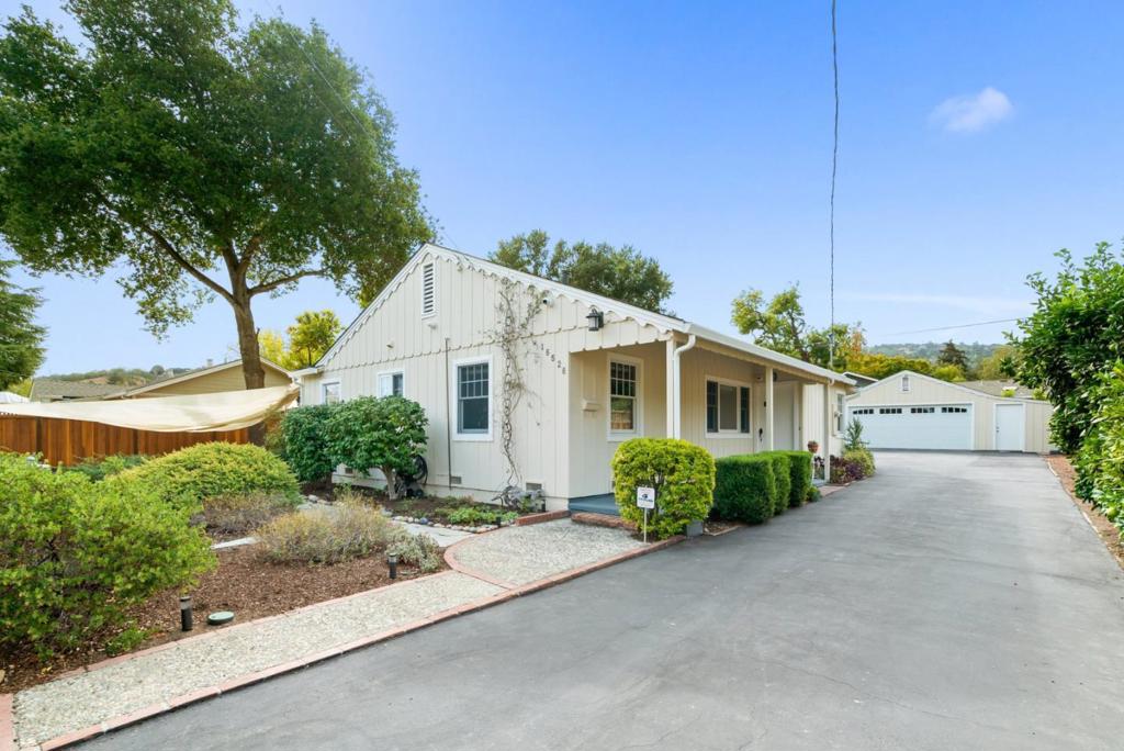 16528 Marchmont Drive