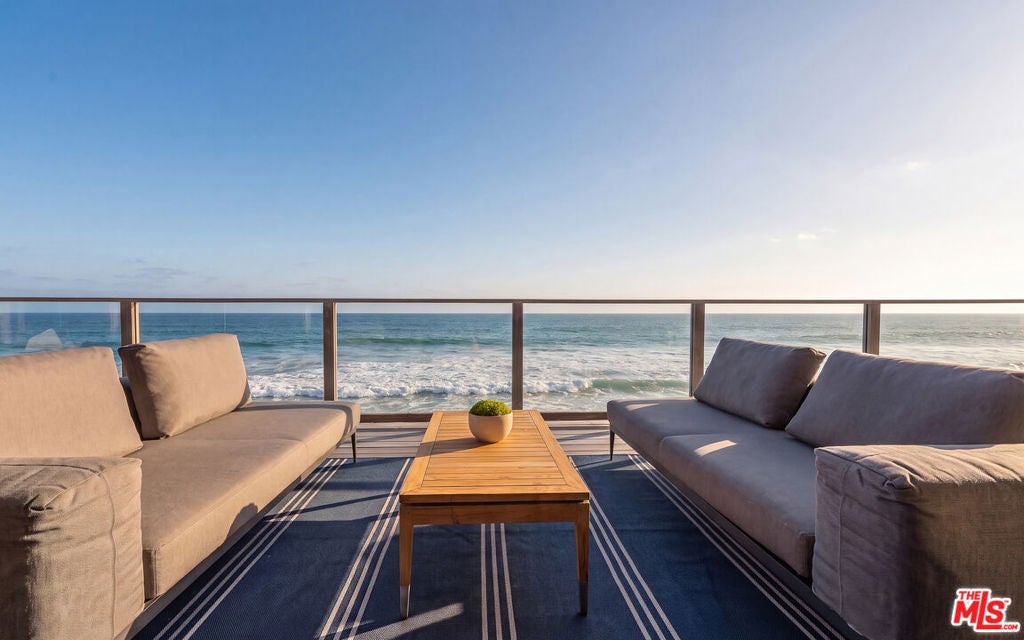 18824 Topanga Beach Drive