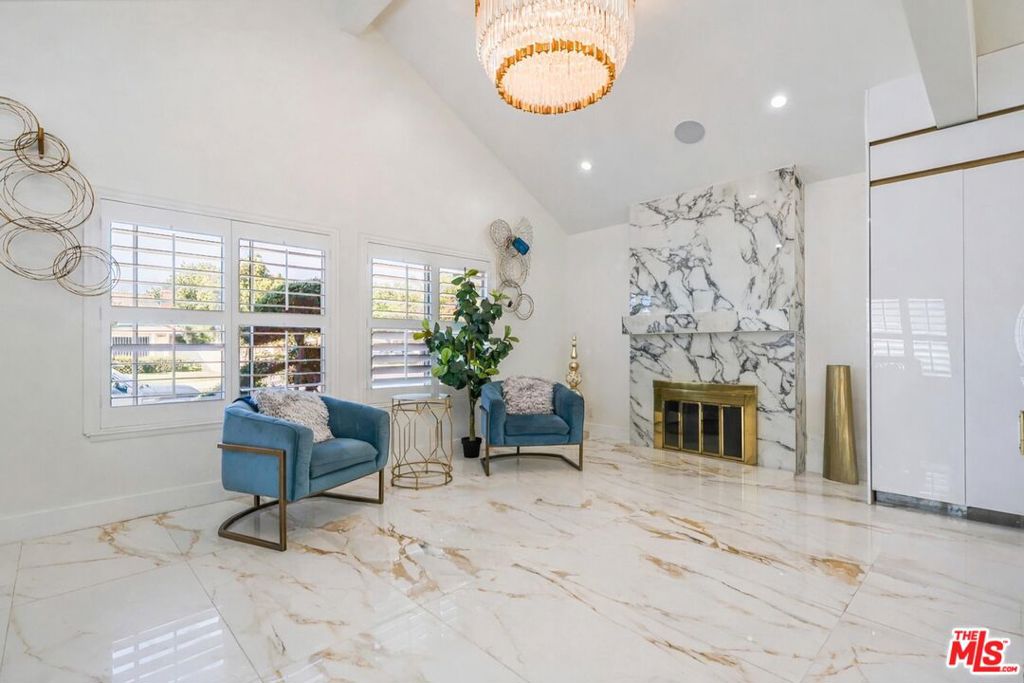 18704 Stefani Avenue