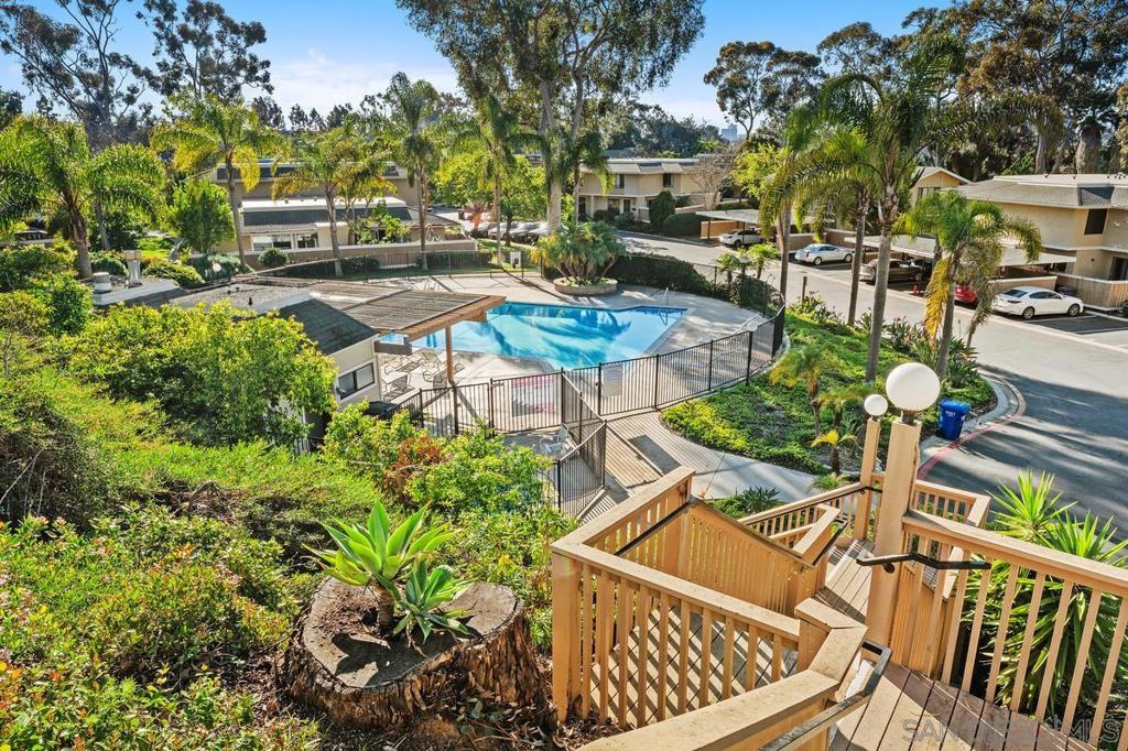 9640 Caminito Del Feliz