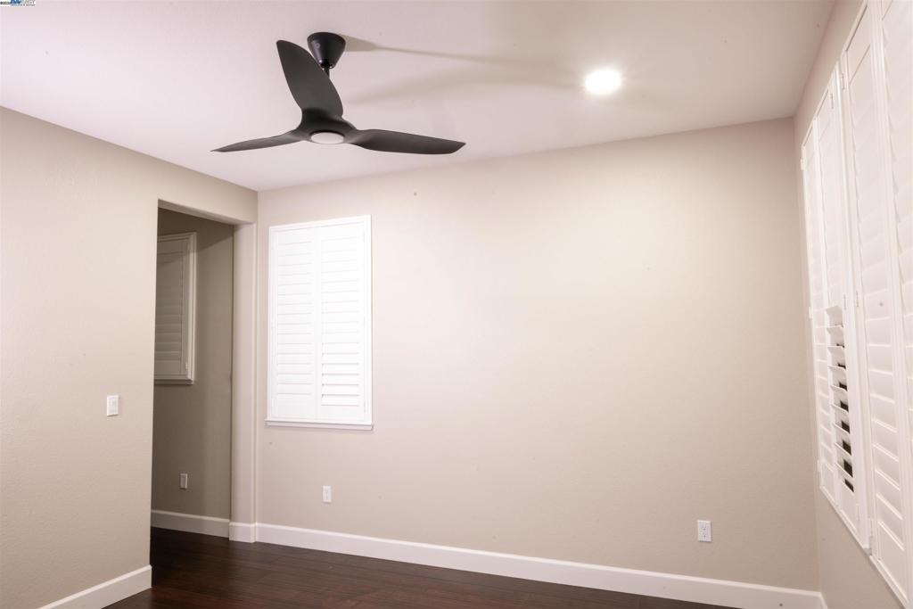 WALLISRANC - Residential Lease