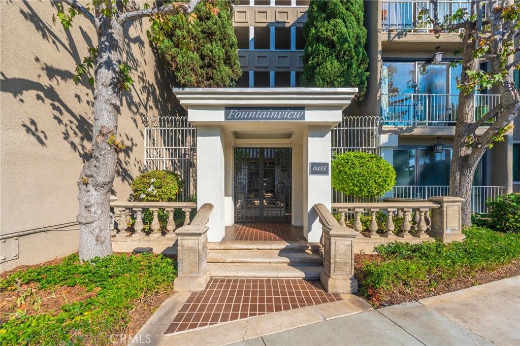 Photo of 8455 Fountain Avenue #108, West Hollywood, CA 90069 (MLS # OC25244948)