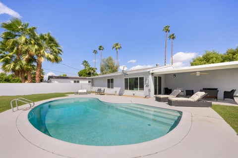 Photo of 74081 Erin Street, Palm Desert, CA 92260 (MLS # 219153574DA)