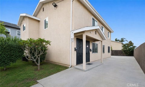 Photo of 327 E Lanzit Ave, Los Angeles, CA 90061 (MLS # OC26142265)
