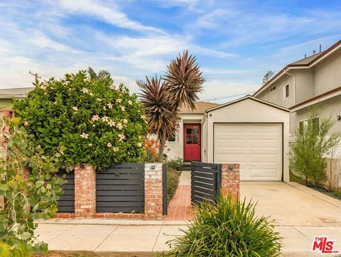 Photo of 4332 Alla Road, Los Angeles, CA 90066 (MLS # 26673963)