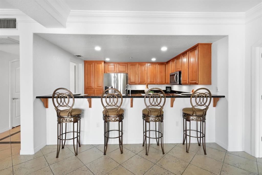 301 W G St 317