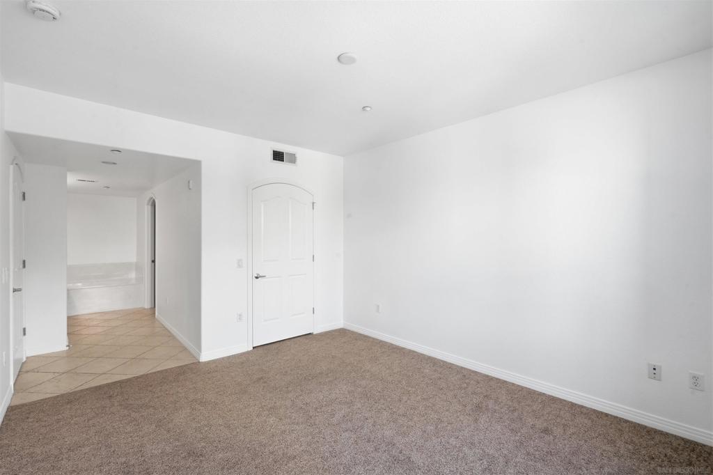 301 W G St 317