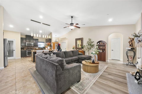 Tiny photo for 917 Newcastle Court, Shafter, CA 93263 (MLS # PI26225301)