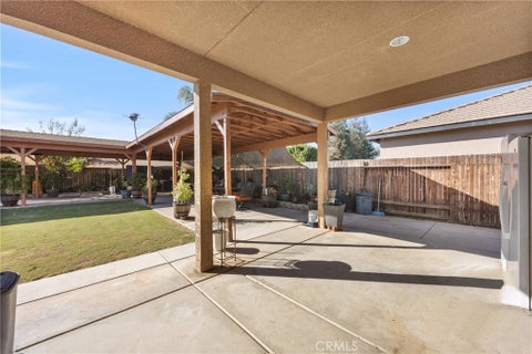 Tiny photo for 917 Newcastle Court, Shafter, CA 93263 (MLS # PI26225301)