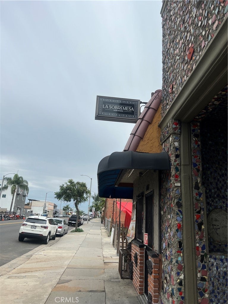 3818 E Cesar E Chavez