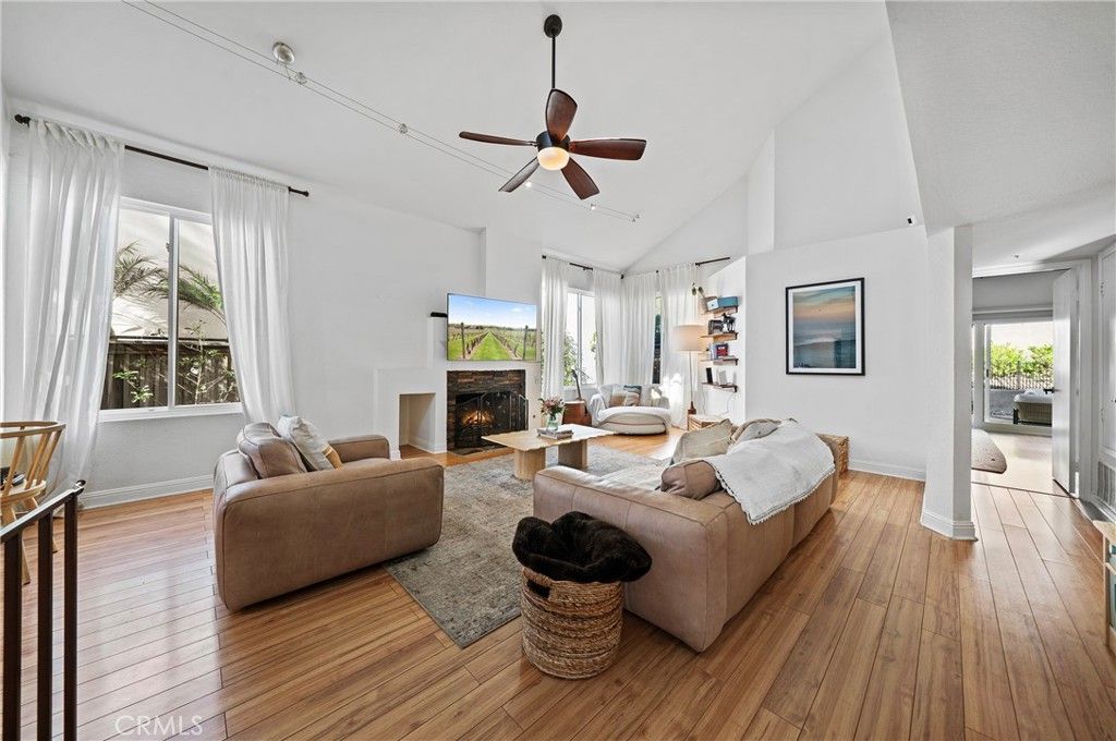 Photo of 73 Calle Sol, San Clemente, CA 92672 (MLS # OC25272680)