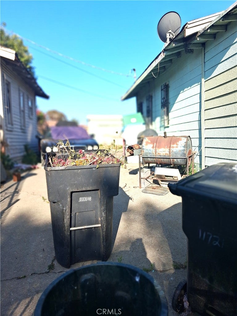 11714 S San Pedro