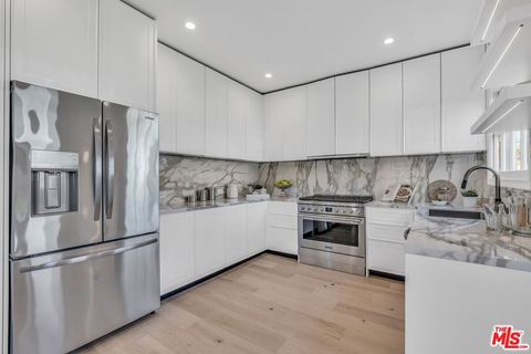 Photo of 133 S Linden Drive, Beverly Hills, CA 90212 (MLS # 26648367)