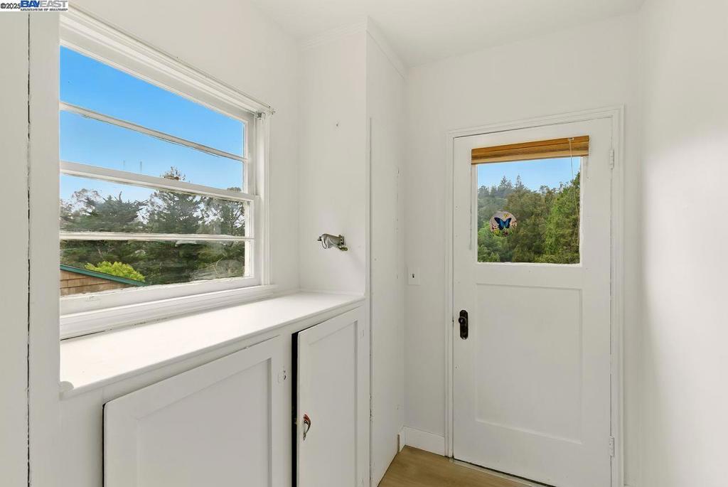 MONTCLAIR - Residential