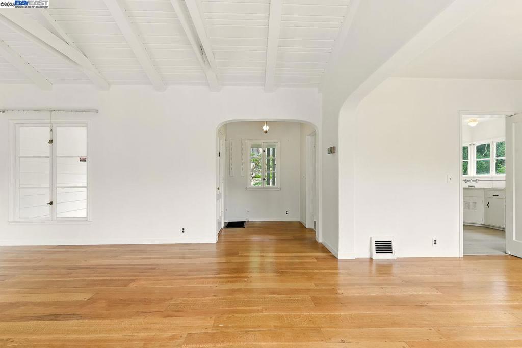 MONTCLAIR - Residential